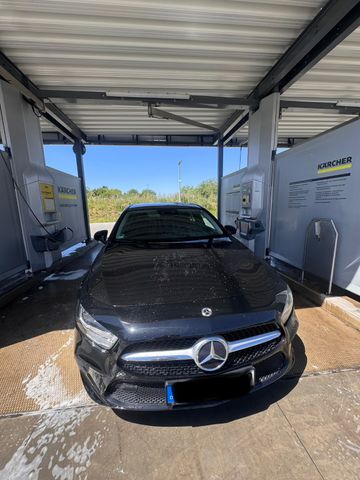 MERCEDES-BENZ A 180 -