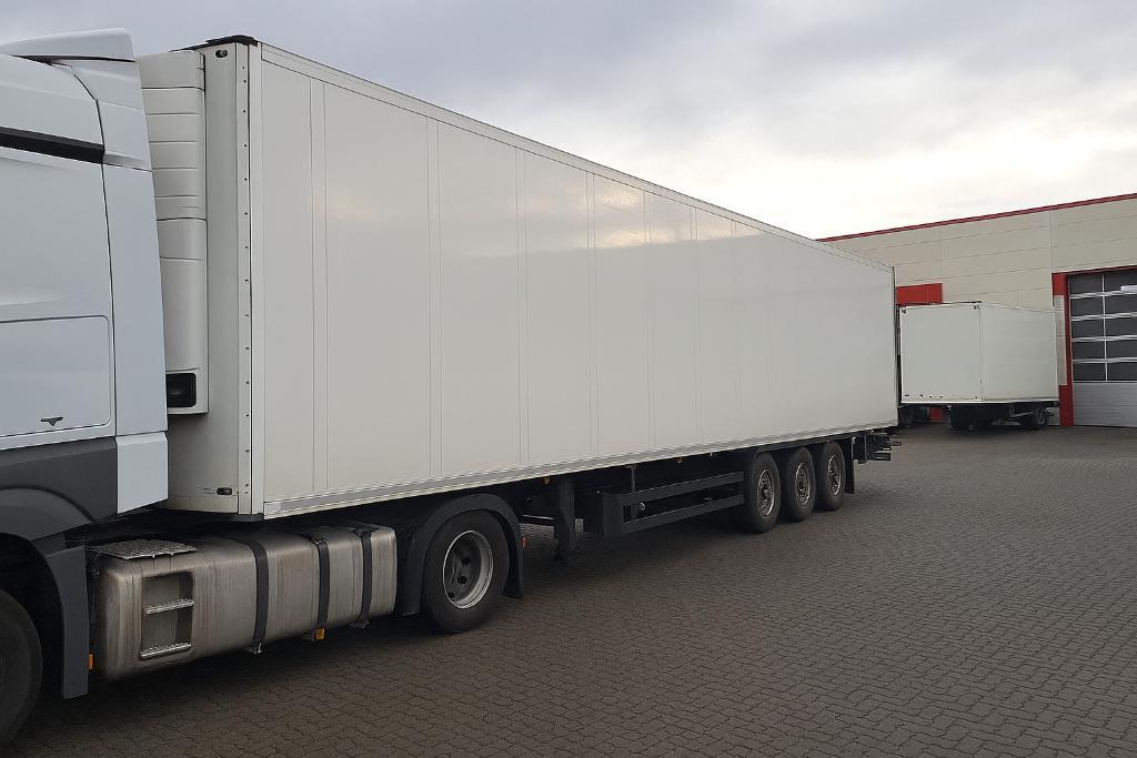 Schmitz Cargobull Trailer Reefer Multi Temp Straight