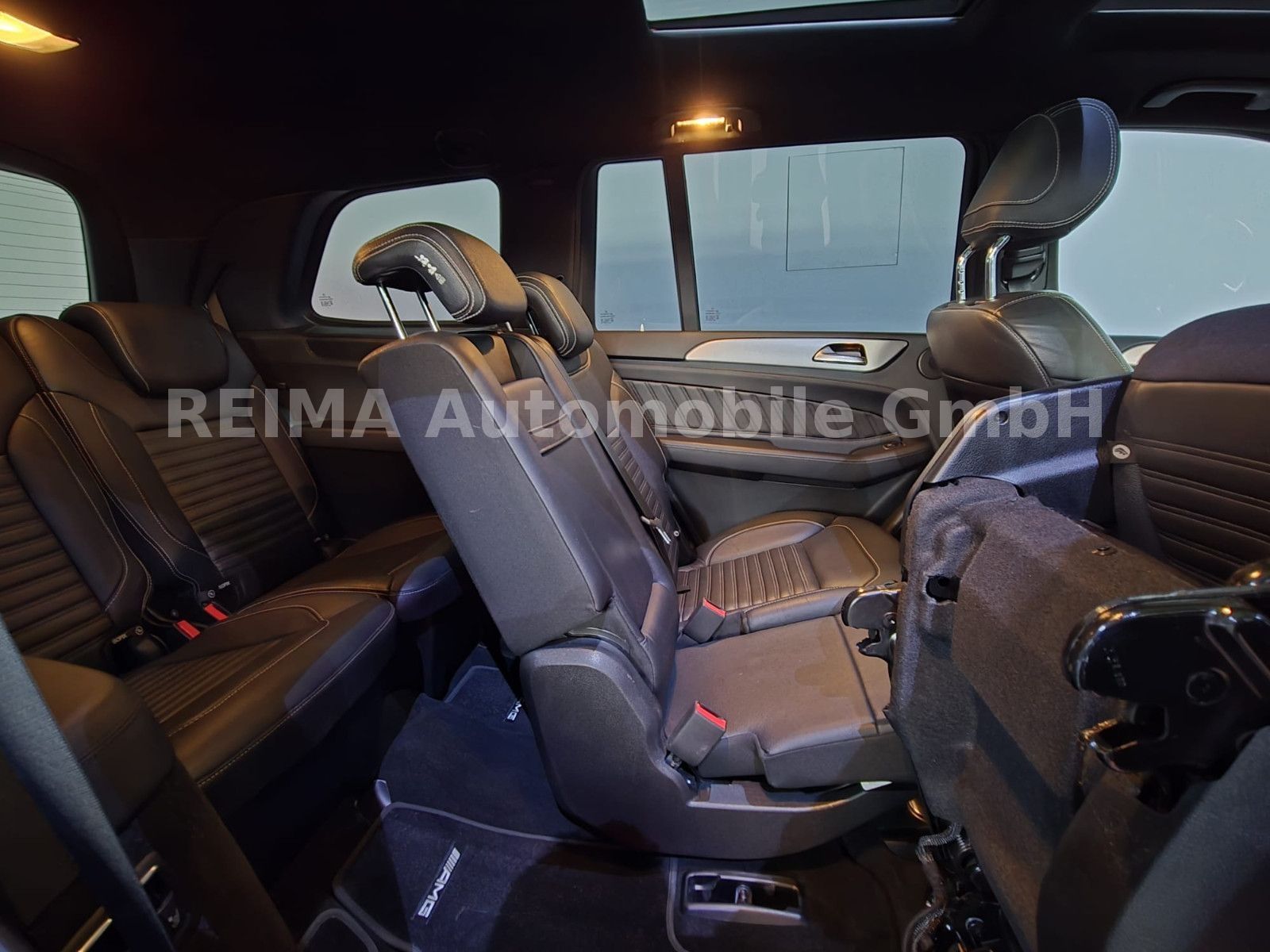 Fahrzeugabbildung Mercedes-Benz GLS 350 d 4Matic, 7 Sitzer, 360°, Pano