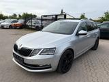 Skoda Octavia 2.0 TDI DSG Combi ACC Led Facelift - Skoda Octavia: Combi Facelift