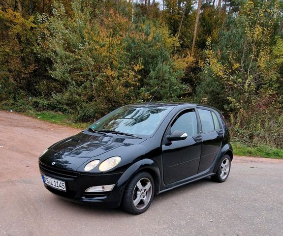 Smart Forfour 1.3 Benziner mit El Panorama...