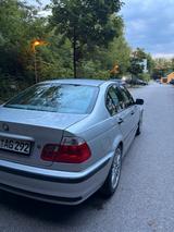 BMW 318i - - BMW 318 aus 2000: 318i