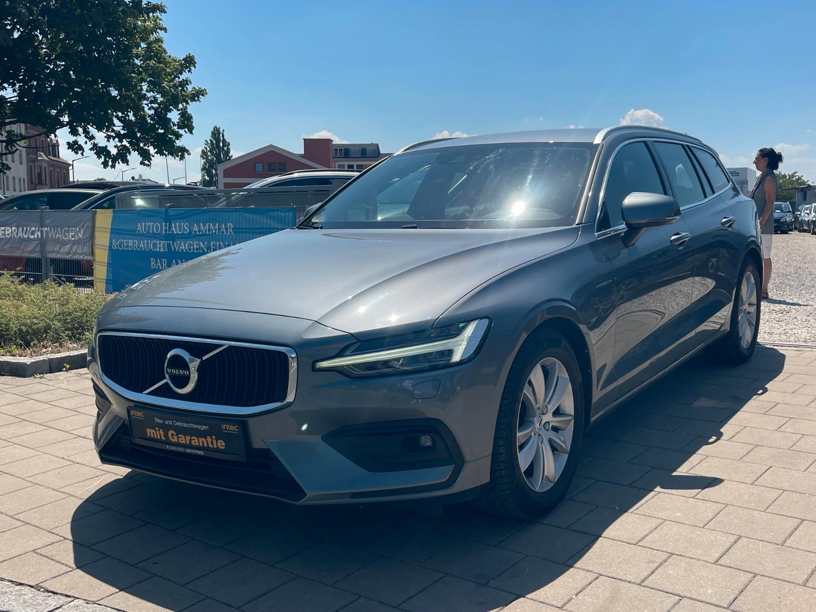 Volvo V60 Kombi Momentum Pro