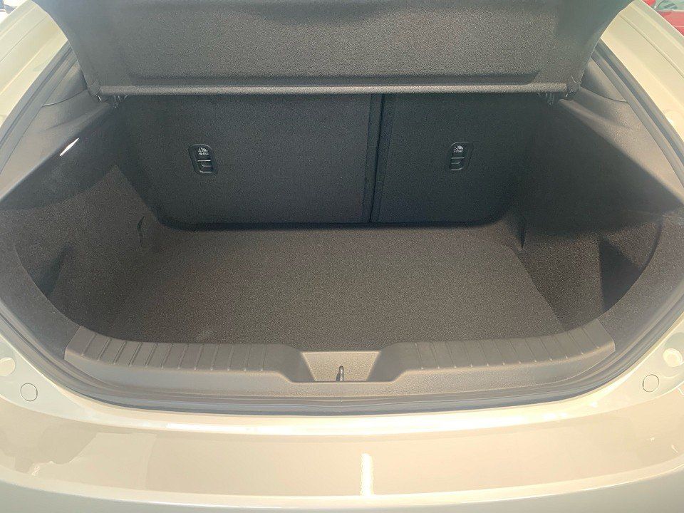 Fahrzeugabbildung Mazda 3 2.5i 140PS Homura