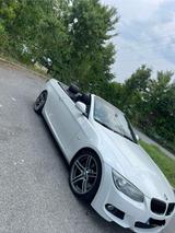 BMW e93 335i Cabrio Facelift N55 - BMW 3er Reihe aus 2010: Facelift