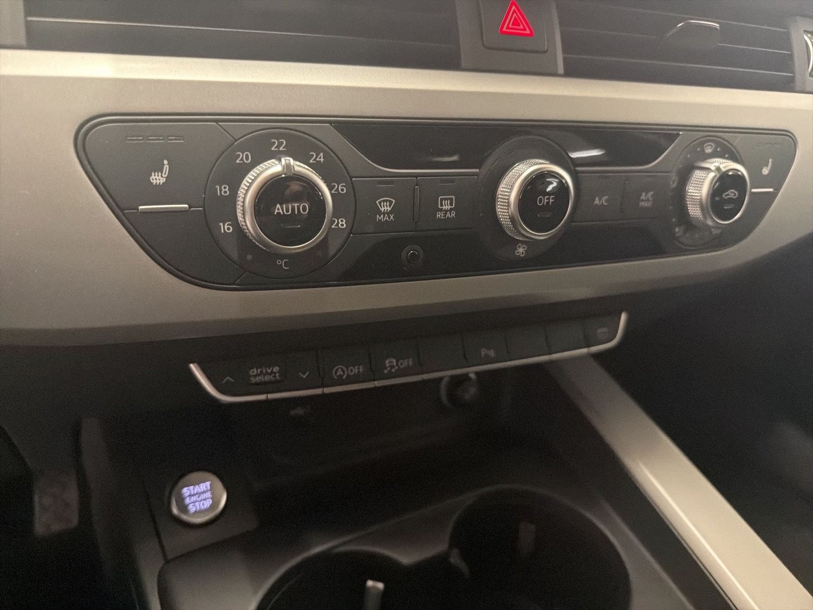 Audi A4 - Bild 13