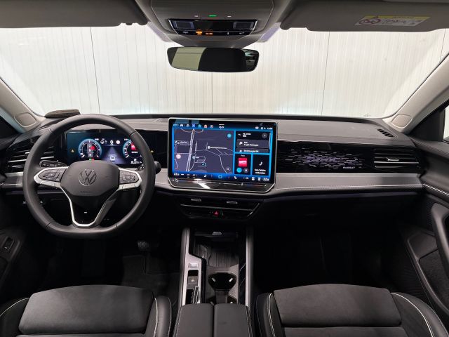 Passat Variant Elegance 2.0 TDI DSG IQ.LIGHT RFK