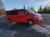Volkswagen Bus Opel Vivaro-B 1,6 Biturbo,AHK,lang,9 S... - Volkswagen Touran mit Diesel-Antrieb: Kleinbus, 1.9