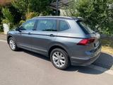 Volkswagen Tiguan Allspace 2.0 TDI SCR 140kW DSG 4MO Leder - VW Tiguan Allspace Gebrauchtwagen in Köln
