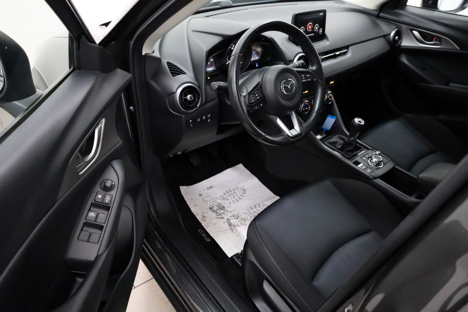 Fahrzeugabbildung Mazda CX-3 Skyactiv Center line, SH,DAB,Tempomat,PDC