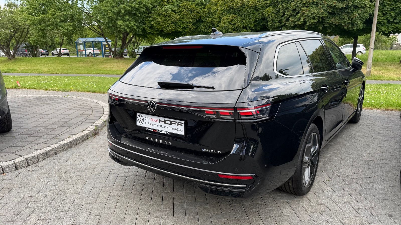 Volkswagen Passat Variant - Bild 7