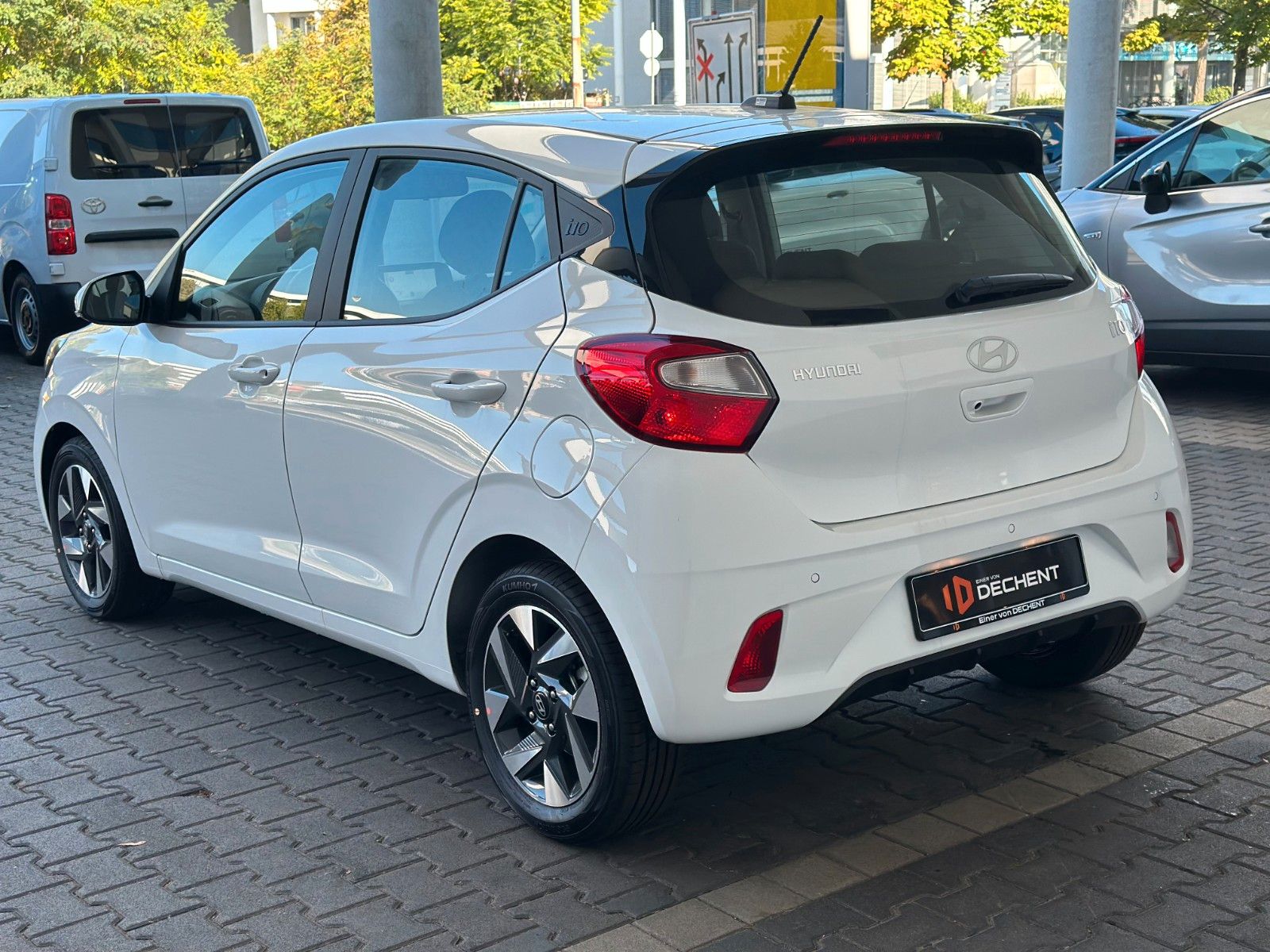 Fahrzeugabbildung Hyundai i10 Trend Komfortpaket Navi/SHZ/Kamer!