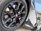 BMW 550e xDrive Touring M Sport AHK PANO PA PROF 21" - BMW 5er Reihe mit Benzin-Antrieb: Kombi