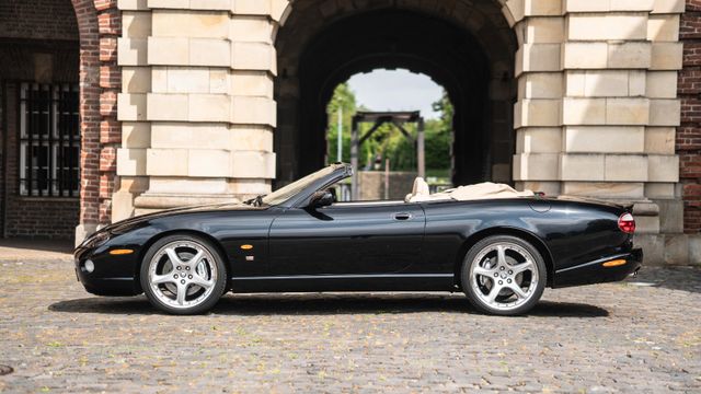 Fahrzeugabbildung Jaguar XKR Cabriolet Last of Line/20" Detroit/Recaro
