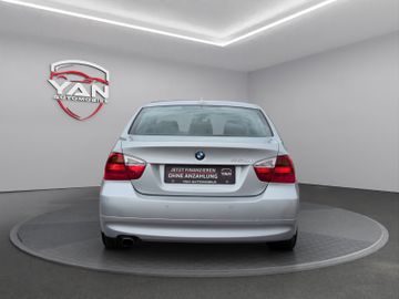 BMW 320 - 6