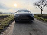 Audi A4 40 TFSI quattro S-Line / AHK / Memory