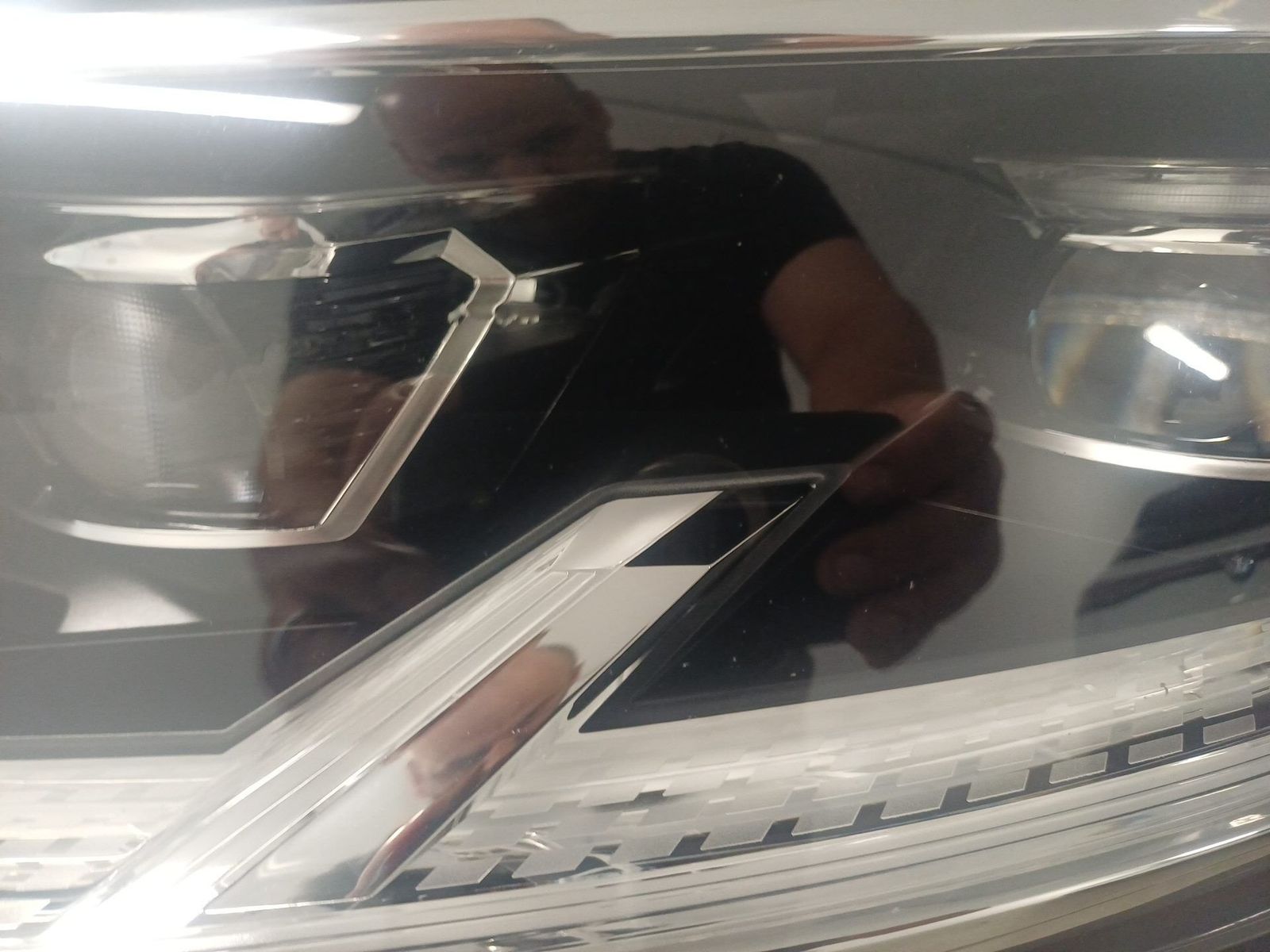 Volkswagen T6.1 Multivan FWD Generation Six STHZ AHK KAMER foto 5