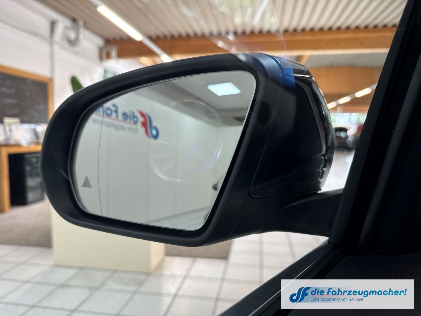 Fahrzeugabbildung Mercedes-Benz EQA 250 Navi Digitales Cockpit LED El. Heckklapp