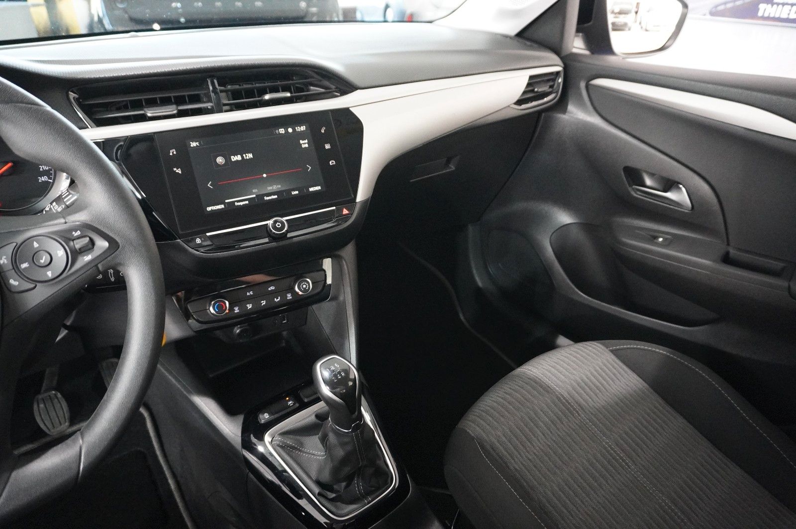 Fahrzeugabbildung Opel Corsa F 1.2 EDITION NAVI/KAMERA/TEMP./PDC/DAB+