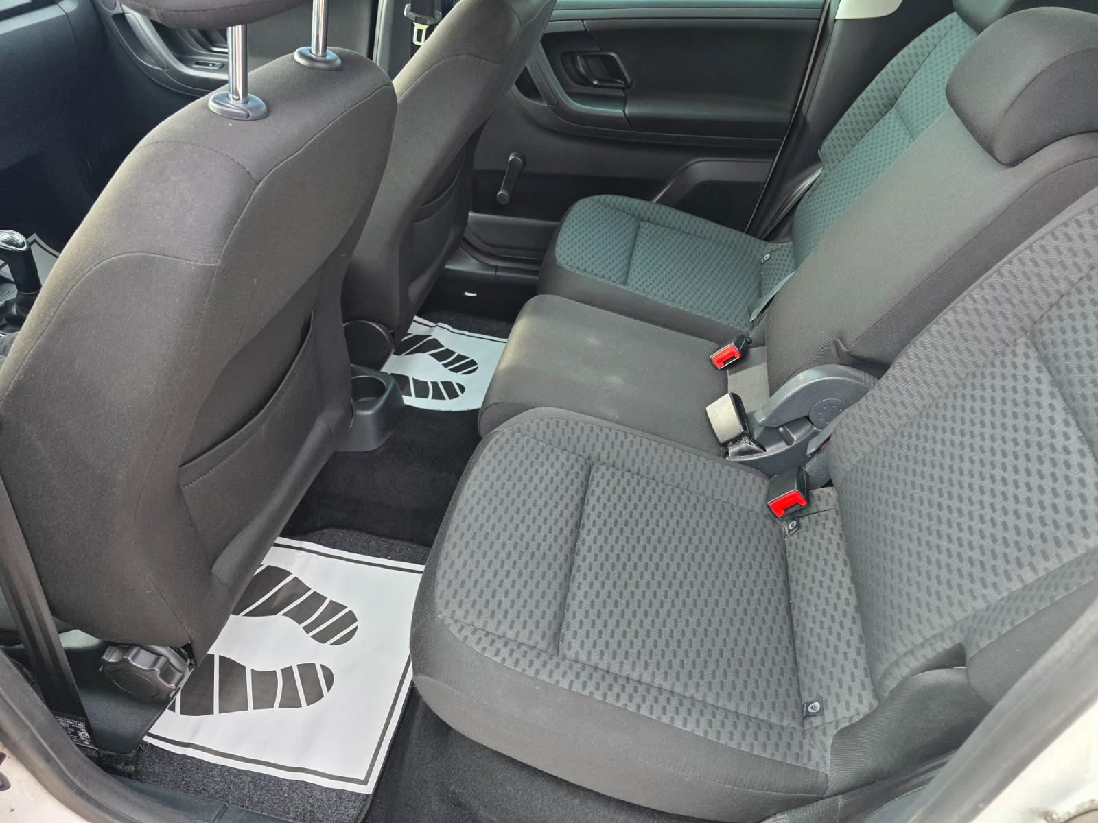 Skoda Roomster 2013 — photo 16