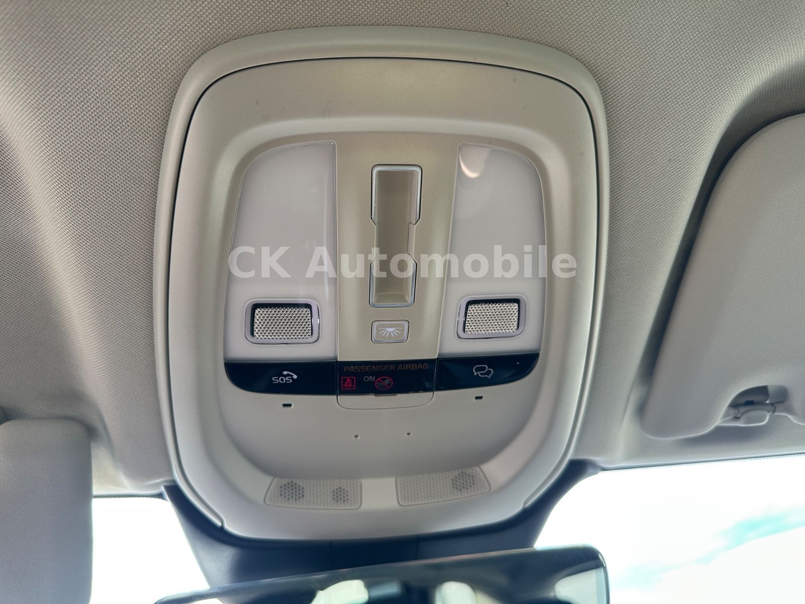 Fahrzeugabbildung Volvo XC60 B4 PlusDark AWD/BLIS/Leder/Pano/LED/360°Kam