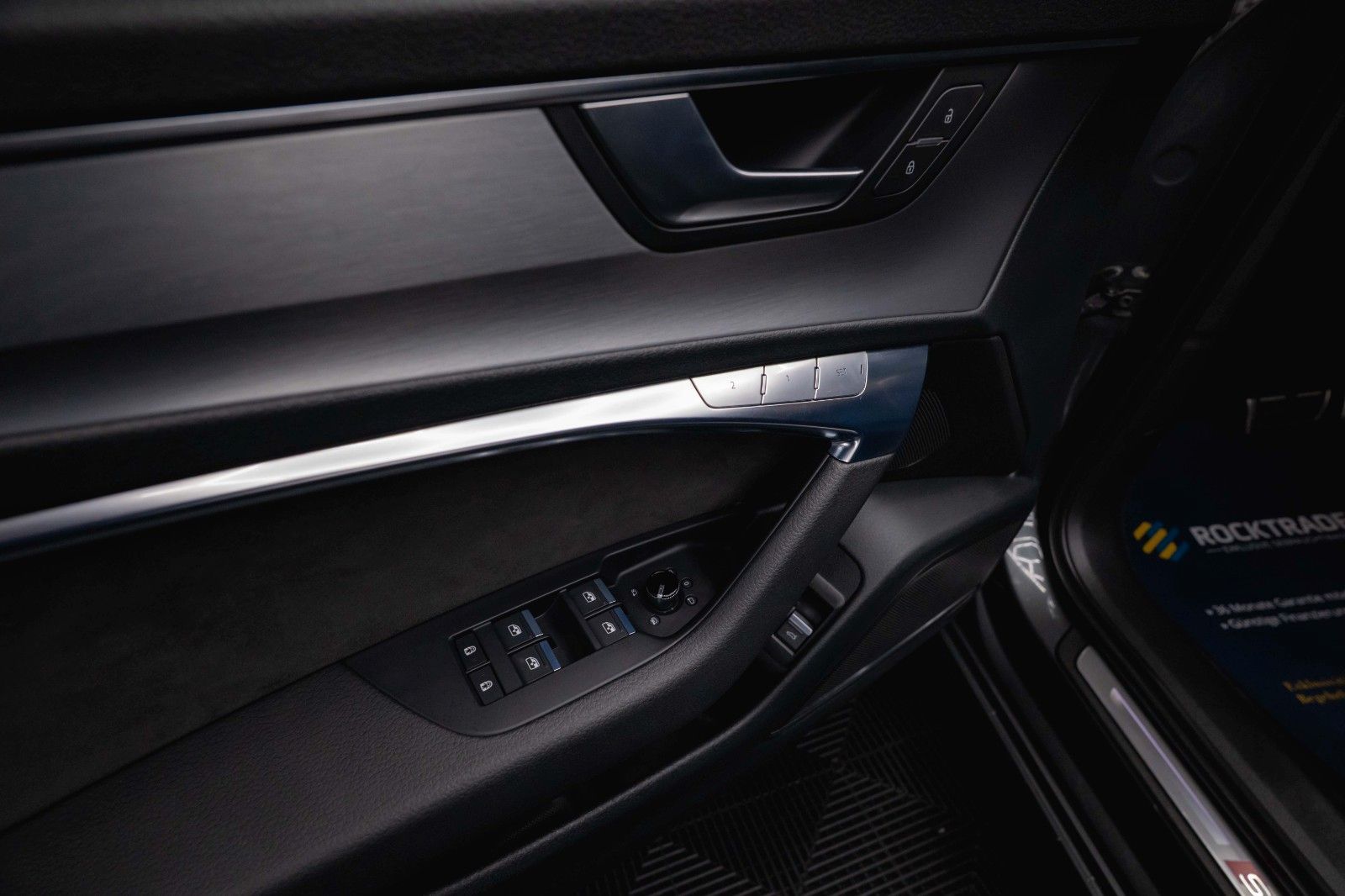 Fahrzeugabbildung Audi A6 Avant 55 TFSIe quattro S-Line Sport *LED*B&O*