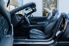 BENTLEY Continental GT 4.0 V8 S 4WD/ SPORT AGA/ MASSAGE BENTLEY Continental GT 4.0 V8 S 4WD/ SPORT AGA/ MASSAGE