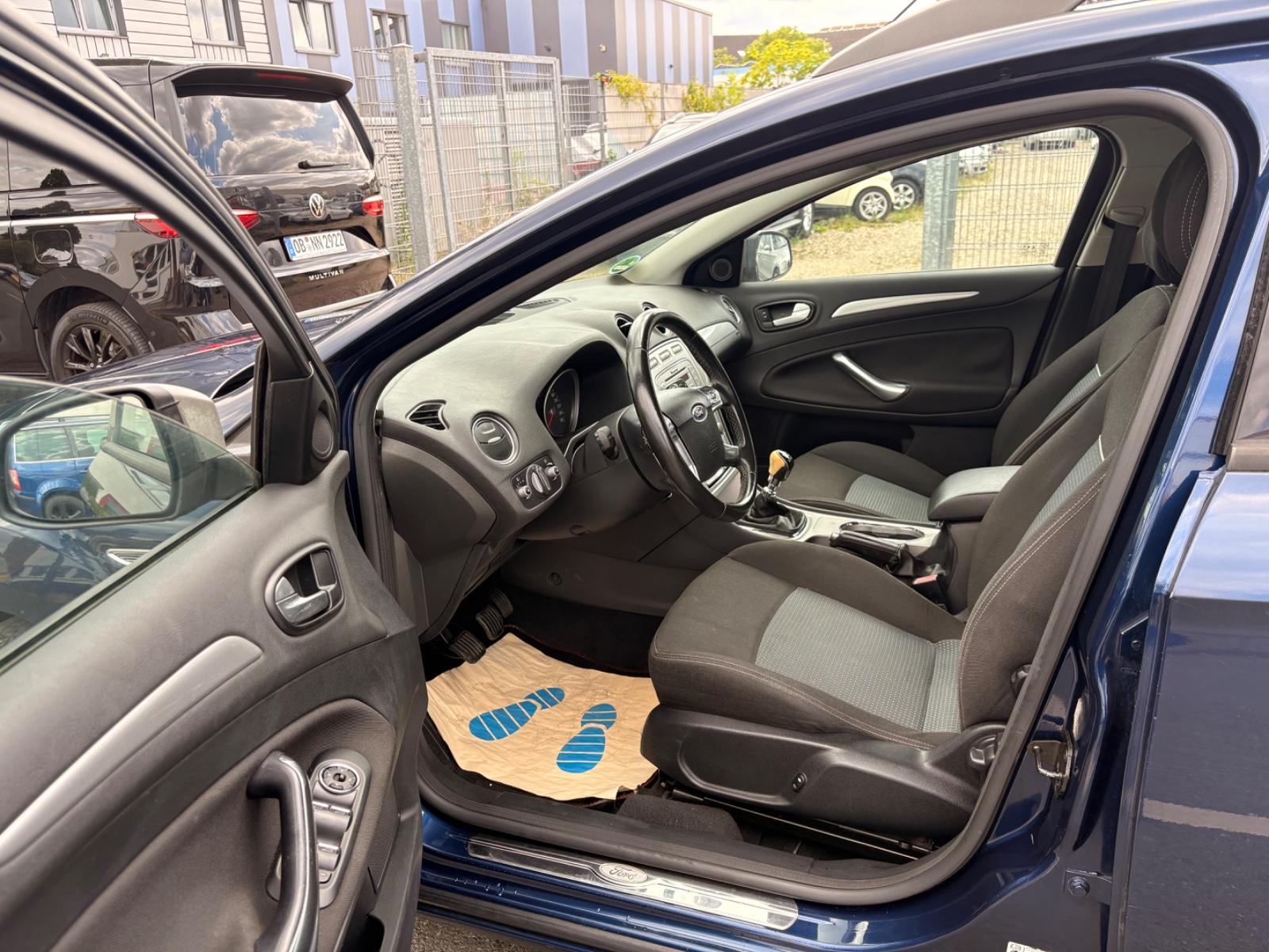 Ford Mondeo 2010 — photo 11