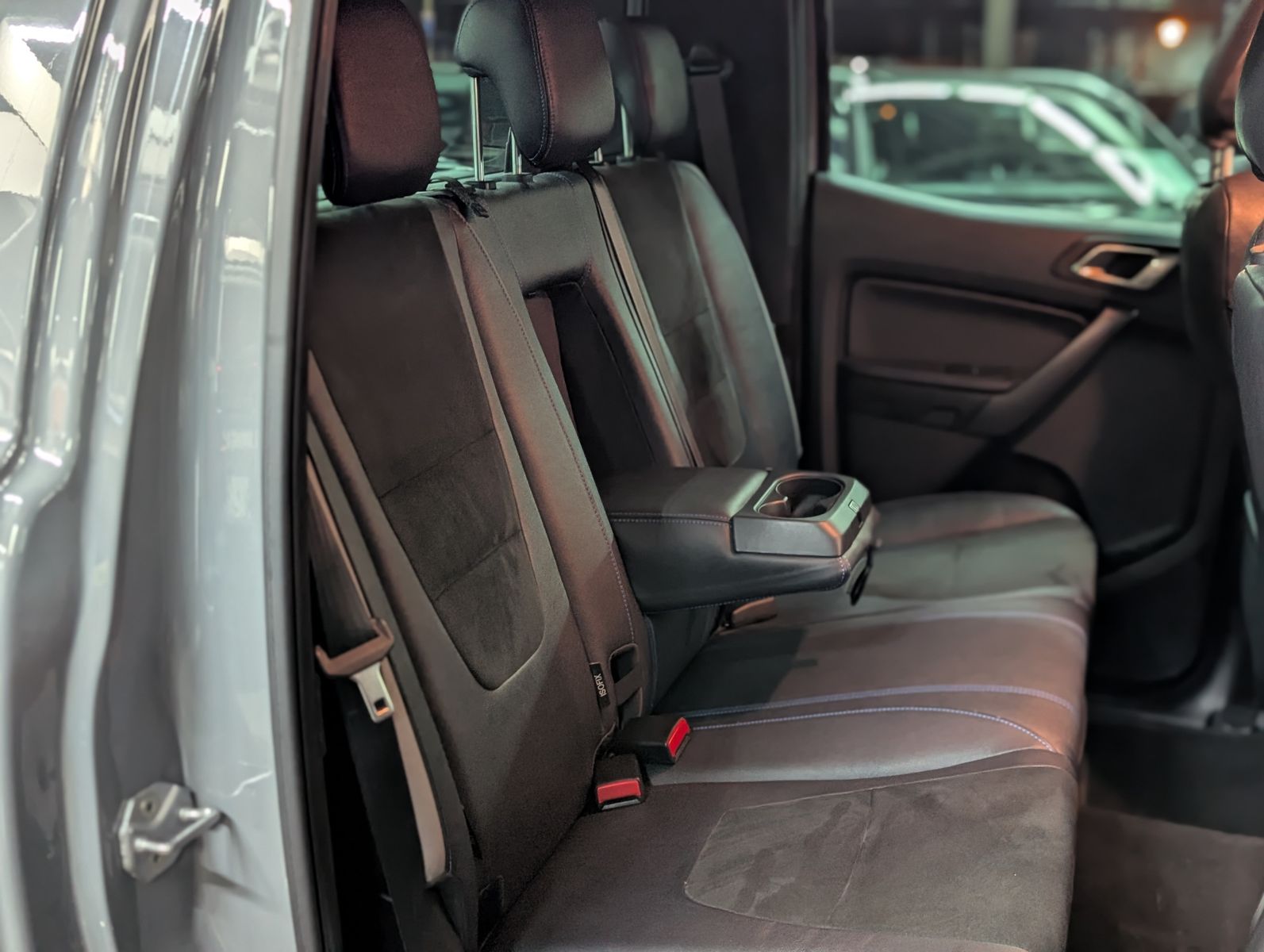 Fahrzeugabbildung Ford Ranger Raptor DoKa 4x4 Performance ROLLO LED AHK