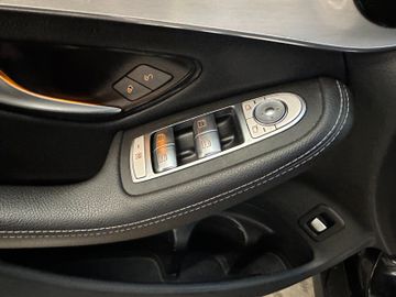 Mercedes-Benz GLC 300 de 4Matic *1. Hand*AHK*Klima*SHZ*LED*Nav