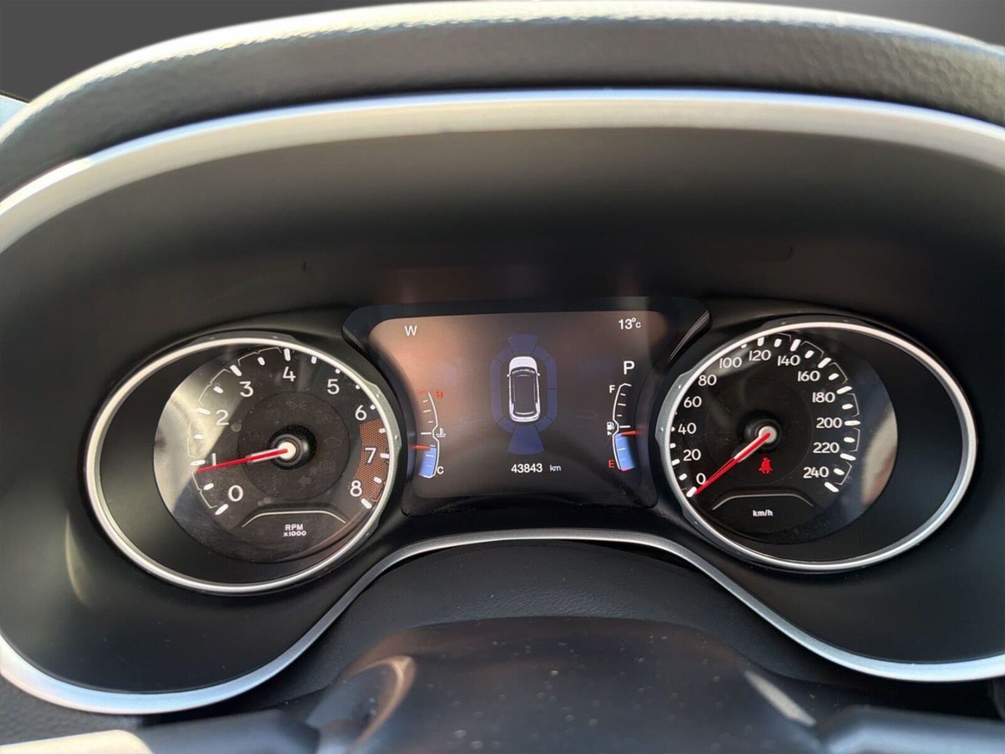 Fahrzeugabbildung Jeep Compass COMPASS LIMITED GSE 150PS DCT