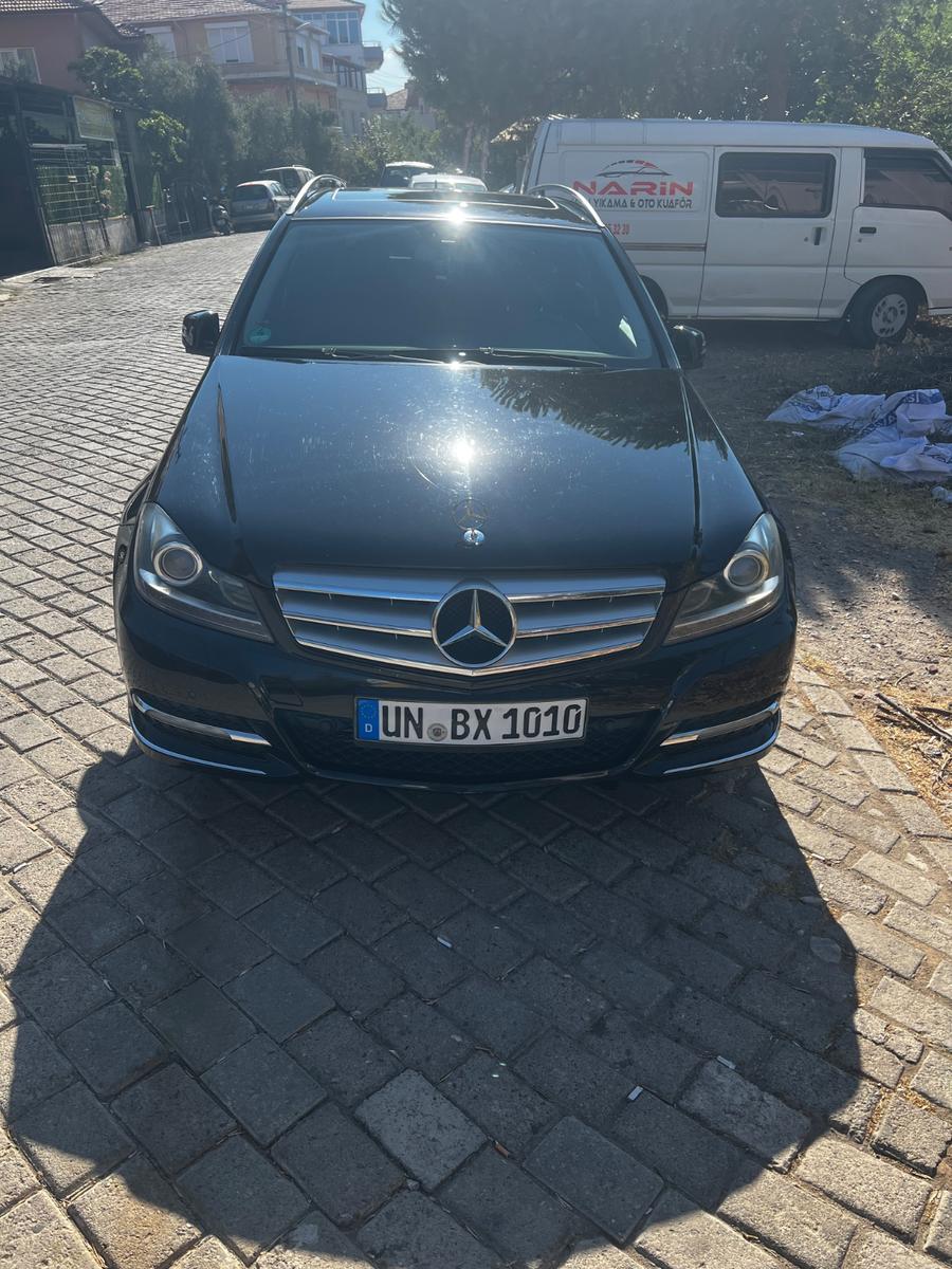 Mercedes-Benz C 220