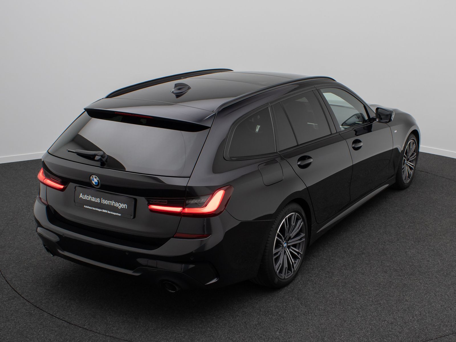 Fahrzeugabbildung BMW 320d M Sport Panorama DAB Laser HiFi Komfort