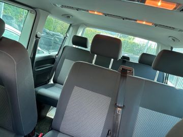 Volkswagen T5 Caravelle - 4