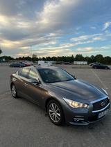 Infiniti Q50 2.2d Automatik - - Infiniti Q50 mit Diesel-Antrieb