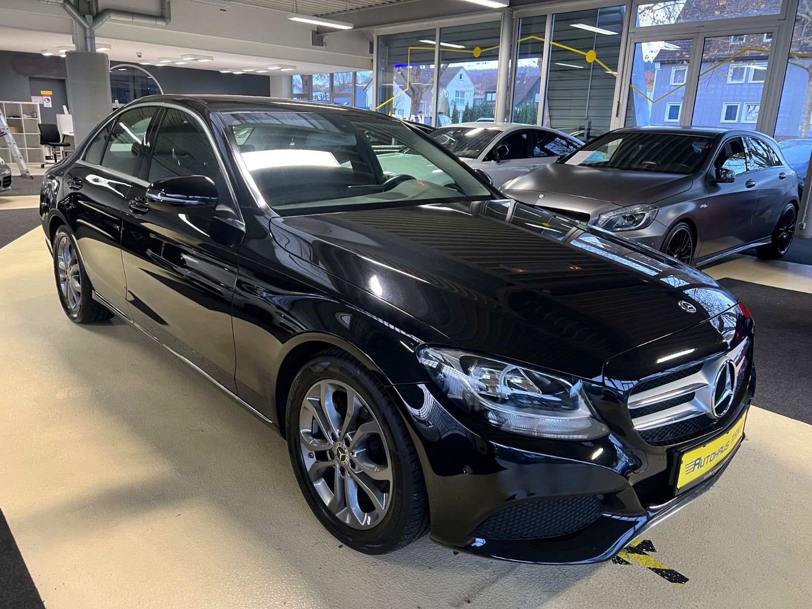 Fahrzeugabbildung Mercedes-Benz C 200 d Lim. Sport line * SITZH*TEILLEDER*NAVI*