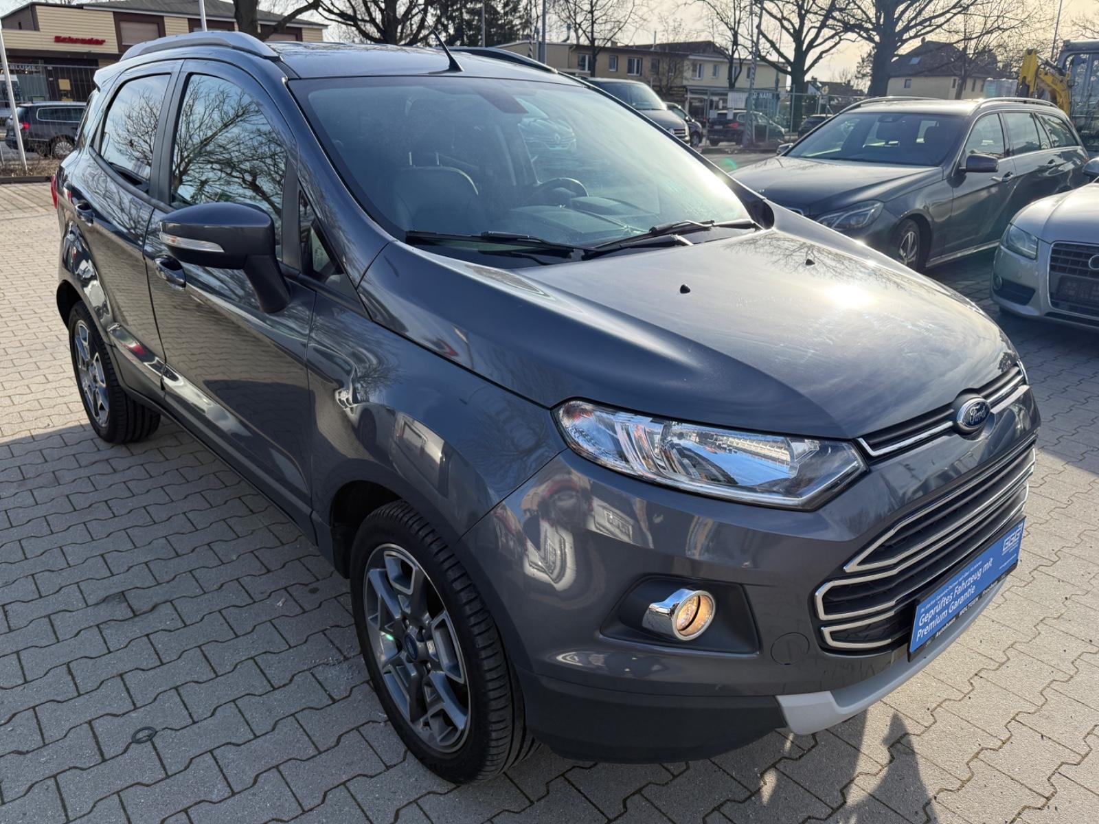 Ford EcoSport Titanium- Service Ford- 1 Jahr Garantie