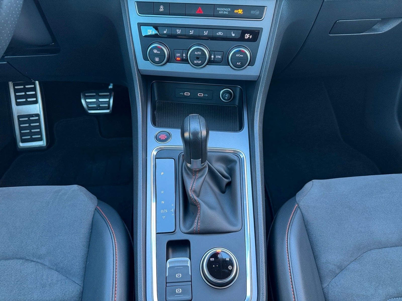 Fahrzeugabbildung SEAT Ateca FR 1.5 TSI