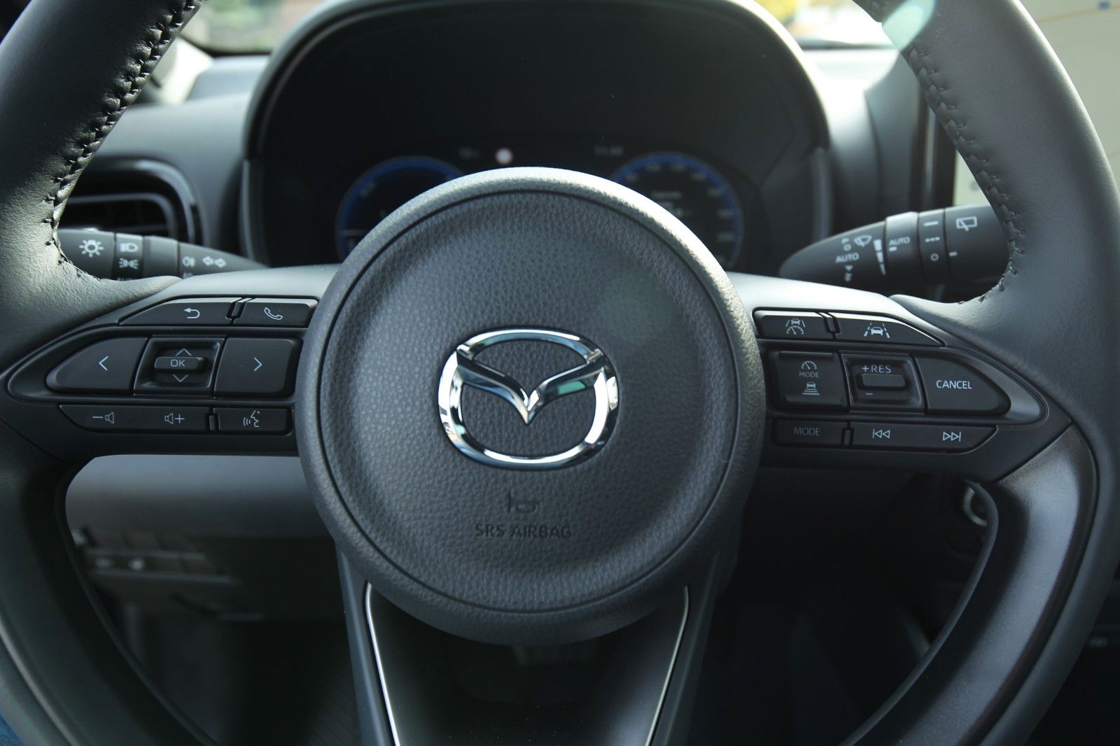 Mazda 2 Hybrid - Bild 12