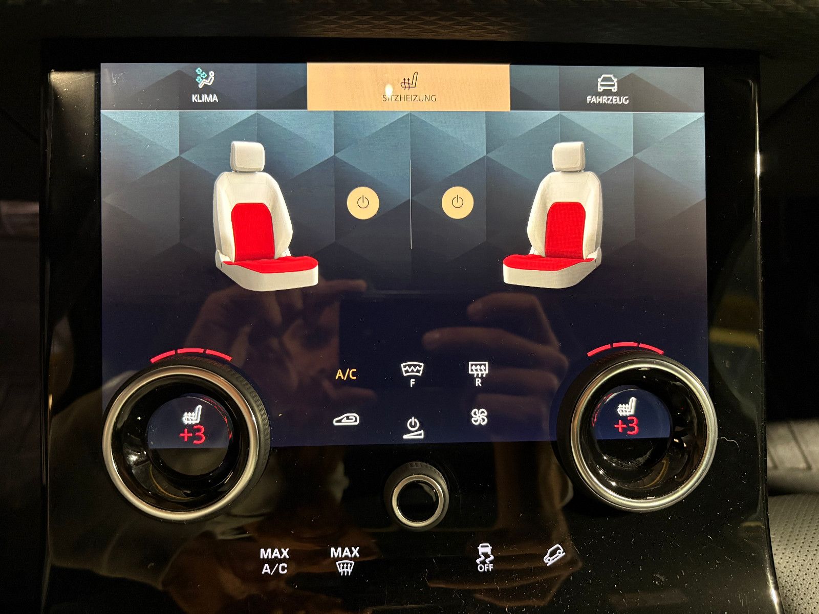 Fahrzeugabbildung Land Rover Range Rover Velar R-Dynamic SE/PANO/MEMORY/APPLE