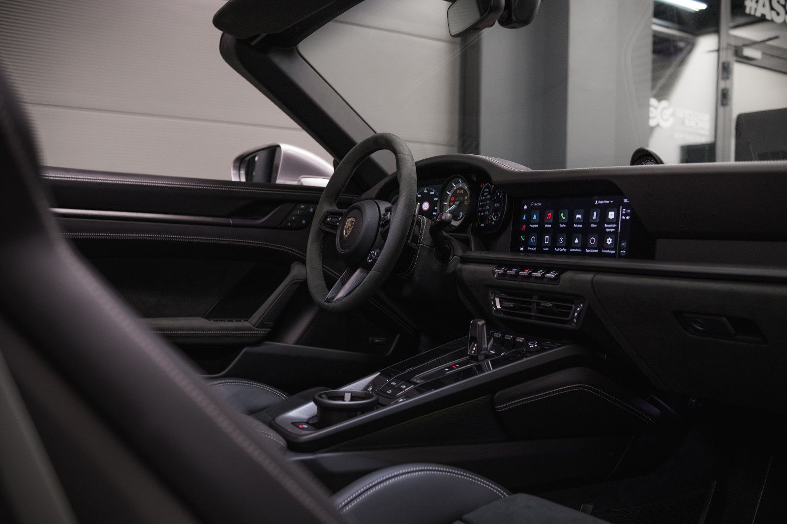 Fahrzeugabbildung Porsche 911/992 4 GTS Cab., 1.Hand, LED Matrix, BOSE