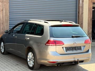Volkswagen Golf - 12