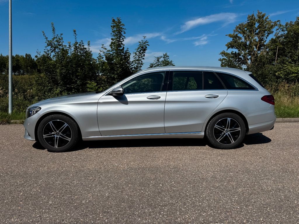 Mercedes-Benz C 220 T d, Distronic,Leder,Multibeam,AHK,Burmest