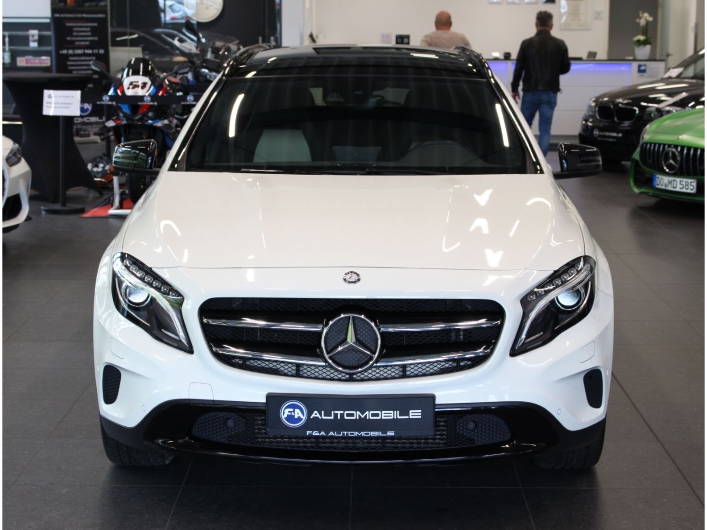Fahrzeugabbildung Mercedes-Benz GLA 250 - 4Matic*Score*Navi*Pano*Kamera*