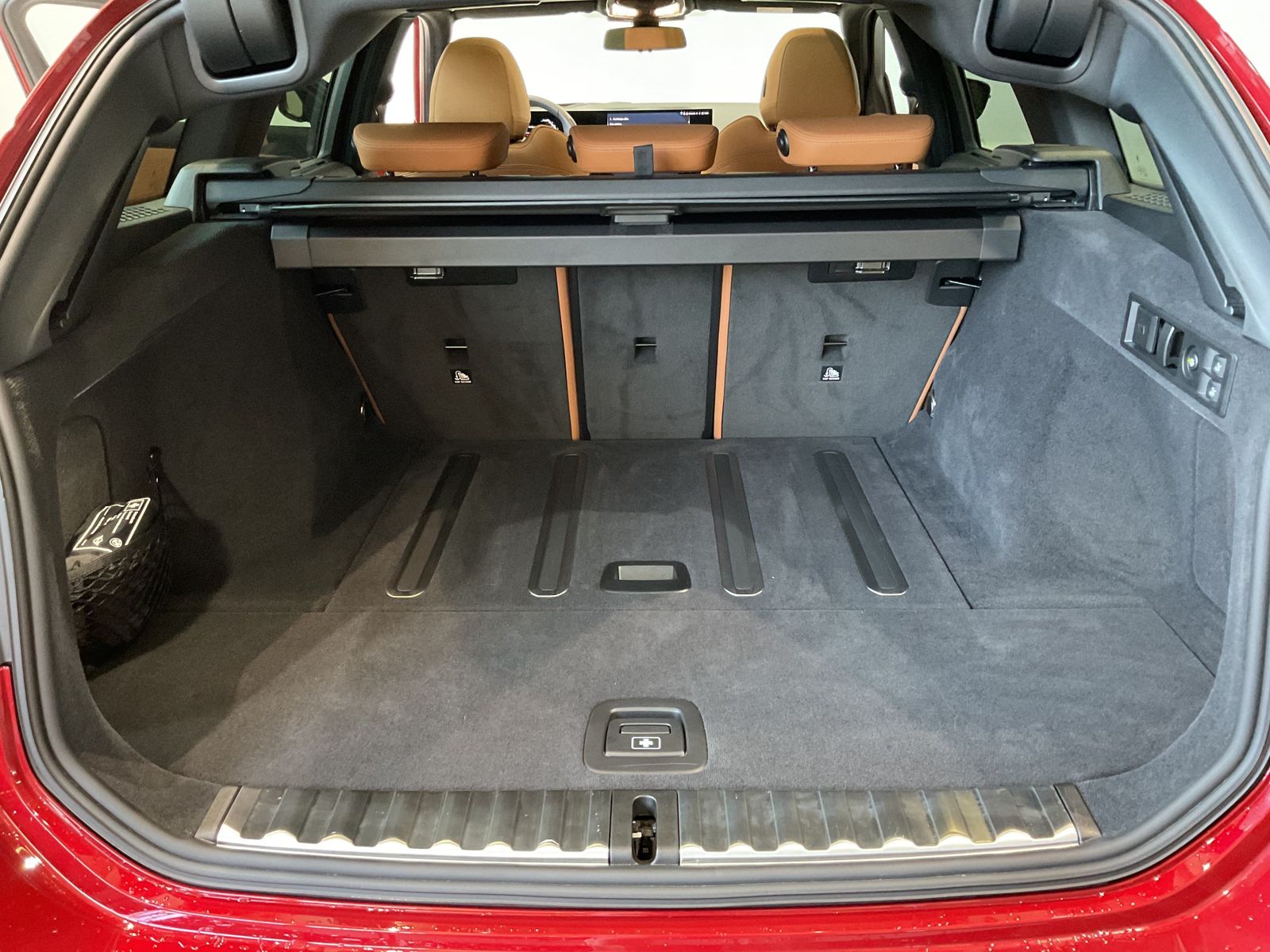 Fahrzeugabbildung BMW 330i xDrive M Sportpaket | Panorama-Glasdach | H