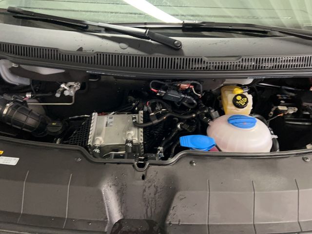 Transporter 6.1 Kombi Motor: 2,0 l TDI SCR 110 k