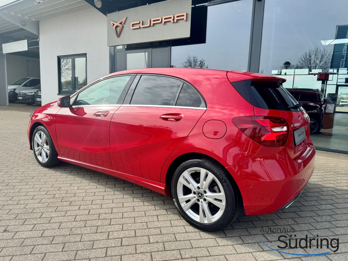 A 180 d Klasse CDI Urban Navi LED SHZ Temp