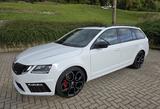 Skoda Octavia 2.0 TDI DSG 4x4 RS60 Combi Std. Hzg PANO - Skoda Octavia mit Diesel-Antrieb: Rs60