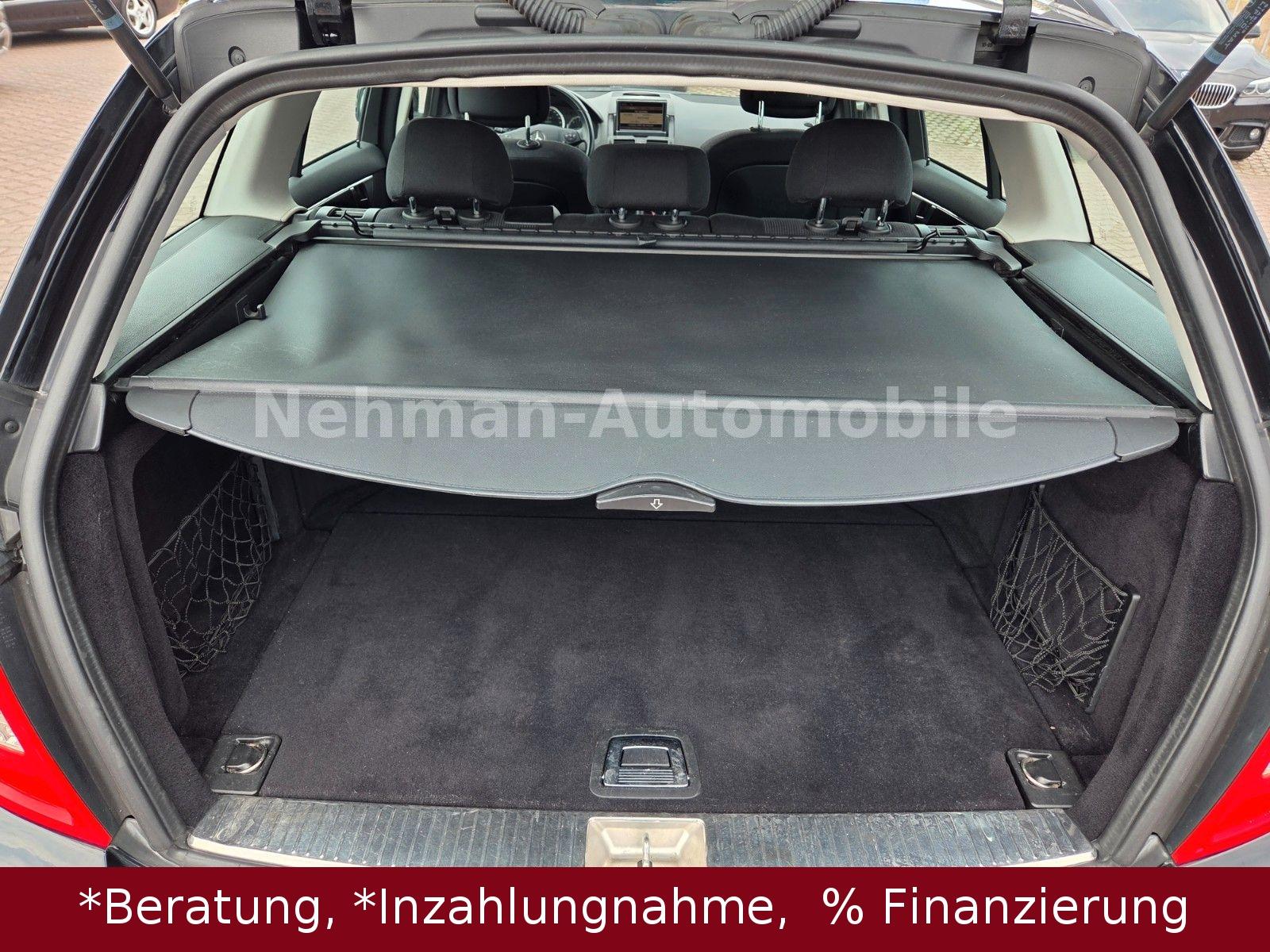 Mercedes-Benz C200 2010 — photo 9