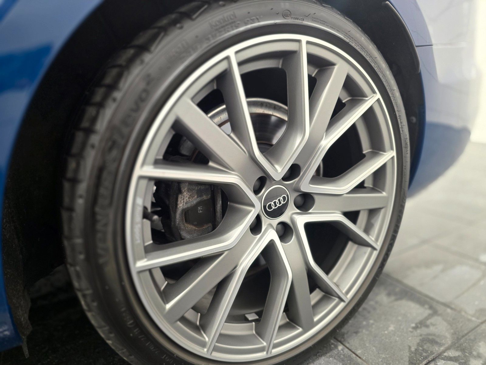 Audi A4 35 Avant 2.0 TDI S-tronic 2X S line/LED/Navi foto 12